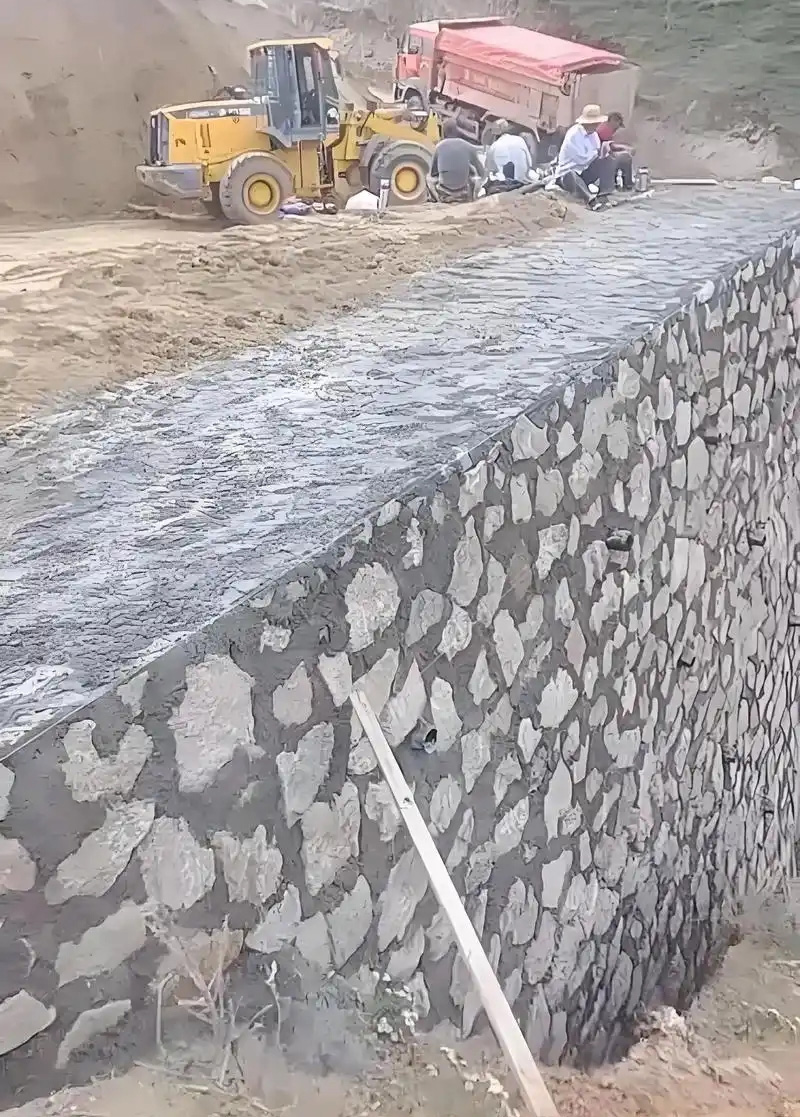 苏州虎丘区边坡加固